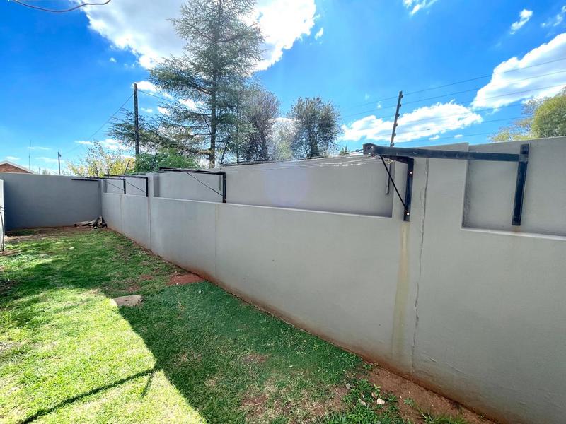 To Let 0 Bedroom Property for Rent in Dassie Rand North West